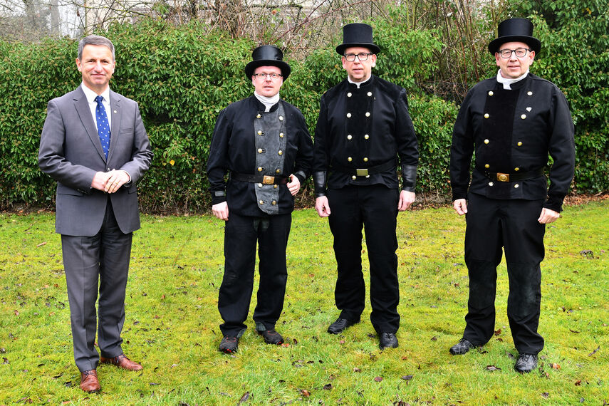 Landrat Michael Stickeln, Dietmar Weber, Thomas Schroff-Spiering und Andreas Reinke. Foto: Kreis Höxter