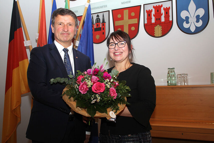 Landrat Michael Stickeln und Manuela Kupsch.